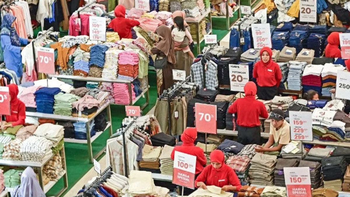 Perubahan Strategi Bisnis Penting di Tengah Gempuran Rojali dan Rohana di Pusat Perbelanjaan