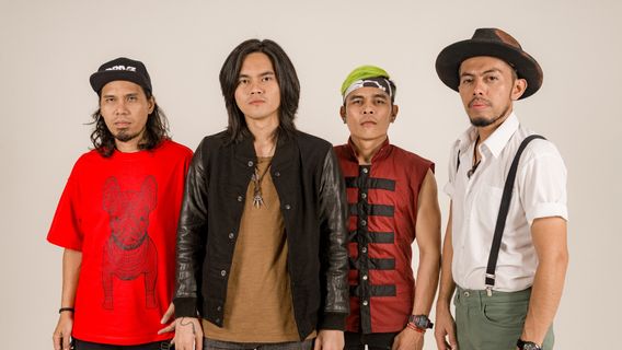 Punya Vokalis Baru, DRIVE Rilis Single <i>Deskripsi Dirimu</i>