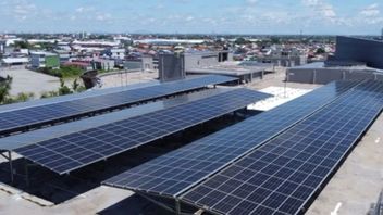 Kapasitas Terpasang PLTS Atap Tembus 495 MW Sepanjang Semester I 2025