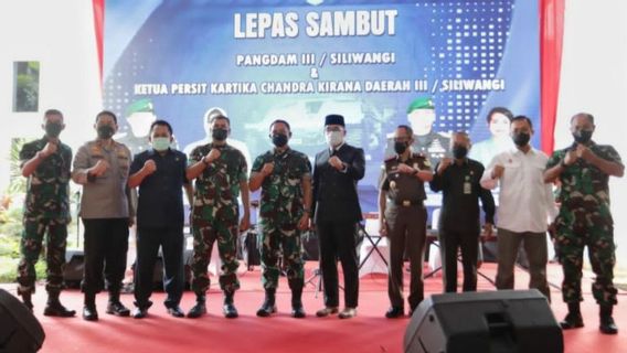 Ridwan Kamil's Hope To The Siliwangi Military Commander Maj. Gen. Kunto Arief