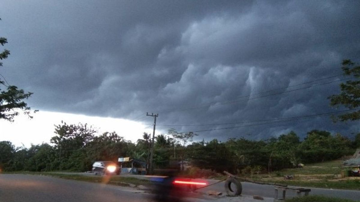 BPBD估计极端天气将袭击加拉璜，居民被要求提防洪水和龙卷风