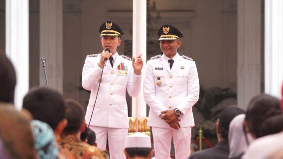 Officially Inaugurated, Dedie And Jenal Affirm Ready To Serve For Bogor City