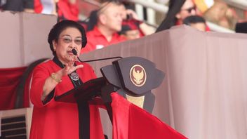 Megawati Reminds PDIP Cadres To Greet Grass Roots Instead Of Political Dances