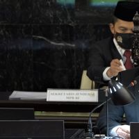 Efek Domino dari Resesi, Bamsoet: Pemerintah Jangan Lambat Mengantisipasi
