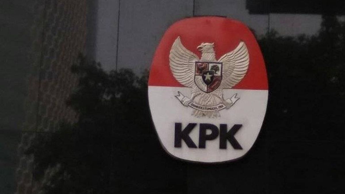 Le Conseil De Surveillance De KPK Soumet Son évaluation Des Performances à La Communauté