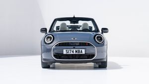 Mini Batal Luncurkan Cooper EV Convertible, Ini Penyebabnya