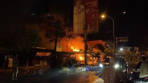 5 Toko dan 2 Rumah di Lubuk Begalung Padang Ludes Terbakar