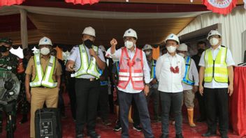 Homecoming To Papua, Bahlil Reveals The High Cost Of Airport Development