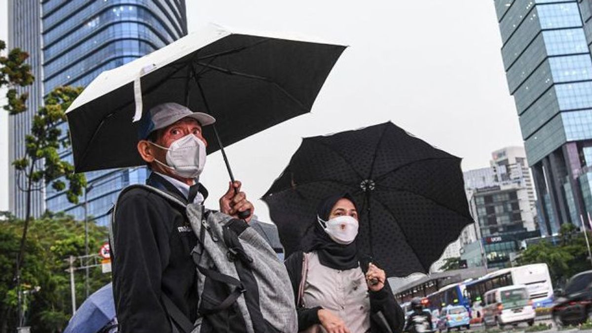 Le temps jeudi 29 février 2024, prêt pour des parapluies! La pluie va sur Jakarta