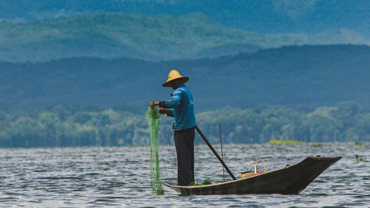 Berita Nusantara: Dalam 6 Bulan, 83 Nelayan Hilang di Perairan Indonesia