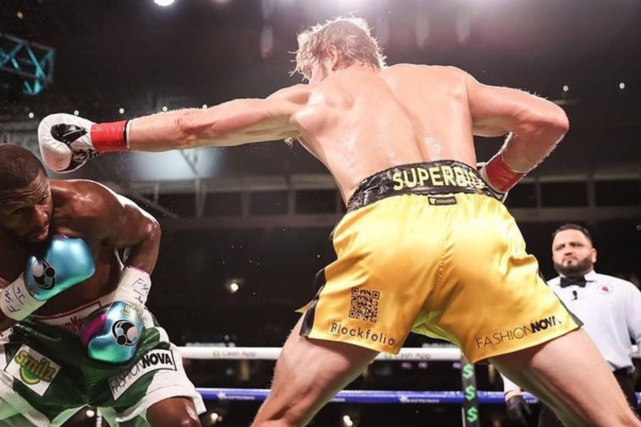 Boxing: Mayweather's 30 million dollar shorts