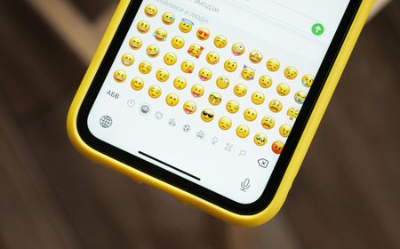 Cara Mengubah Emoji Android Menjadi iPhone: Masuk ke Pengaturan Aplikasi