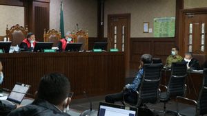 Hakim Geram dengan Dirjen Kemensos Soal Kutipan Bansos Rp10 Ribu: Saya Bisa Perintahkan Anda Ditahan