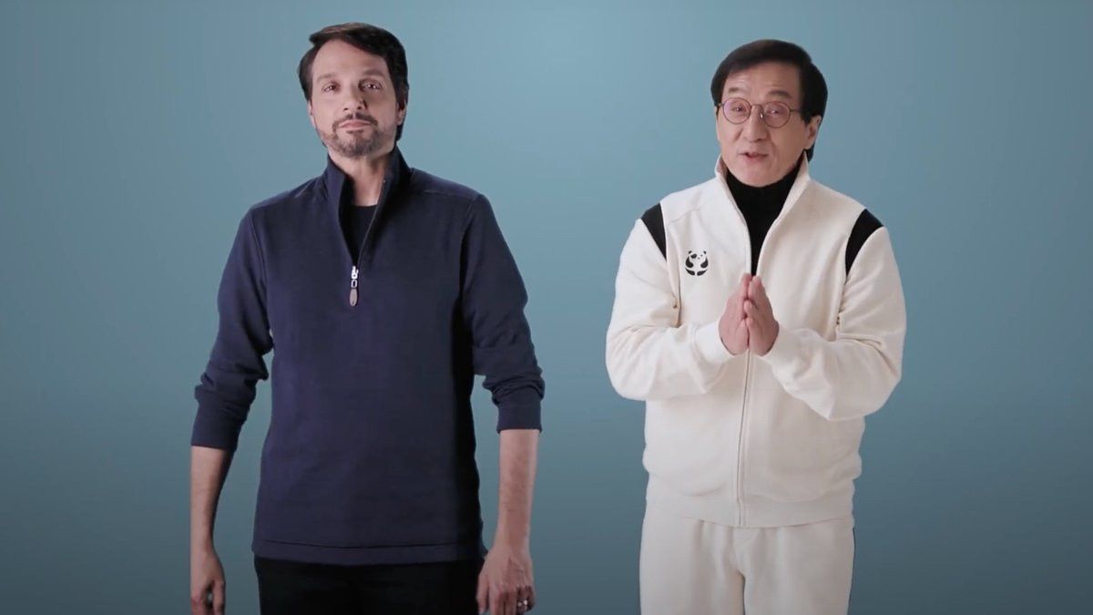 拉尔夫·麦基奥(Ralph Macchio)和杰基·陈(Jackie Chan)准备好拍摄一部新电影空手道小提琴!