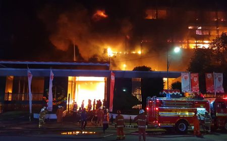 Gedung Kejaksaan Agung Terbakar, Lalu Lintas Sekitar Ditutup