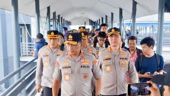 Polda Jatim Kerahkan Helikopter Cari Penumpang KMP Tunu Pratama Jaya