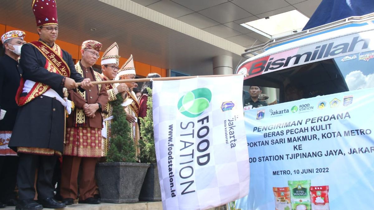 Disaksikan Anies Baswedan, Food Station Kerja Sama dengan Gapoktan Sari Makmur Lampung