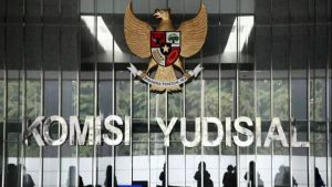   Jokowi Minta Perkuat Sinergitas Komisi Yudisial-Mahkamah Agung