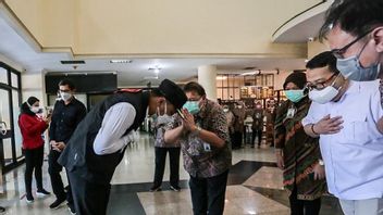 Surabaya Mayor Eri Cahyadi 2-layer Mask
