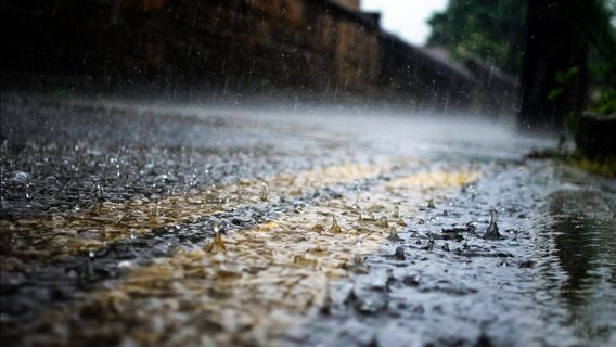 BMKG天气预报：中到大雨影响圣诞节前的天气情况