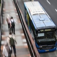 Beban Subsidi Rp3,7 Triliun per Tahun, Pemprov DKI Masih Kaji Kenaikan Tarif Transjakarta 