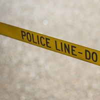   Polisi Tangkap Perampok Modus Mobil Travel