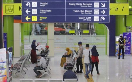 Masuk H-3 Lebaran 2024, KAI Sebut 46.920 Penumpang Berangkat dari Stasiun Gambir dan Pasar Senen