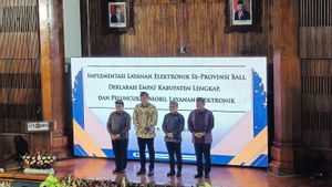 Plus de forme physique, AHY officialise la mise en œuvre électronique des services fonciers à Bali