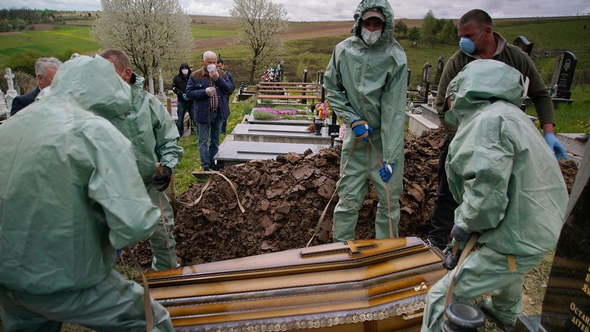 Signalée Avec 535 Cas Quotidiens D’infection à La COVID-19, L’Ukraine établit Son Record Le Plus Bas De L’année Dernière