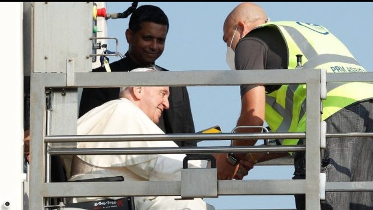 Pope Francis Makes His Longest Flight To Canada For Pilgrimage Of Regret