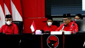 Bicara soal <i>Reshuffle</i> Kabinet, Sekjen PDIP Dorong Parpol Antitesis Jokowi 'Tarik Diri' dari Koalisi Pemerintah