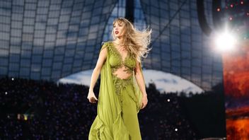 The Erasツアーの恐怖の背後にいるテイラー・スウィフトの涙が最新ドキュメンタリーで明らかにされる
