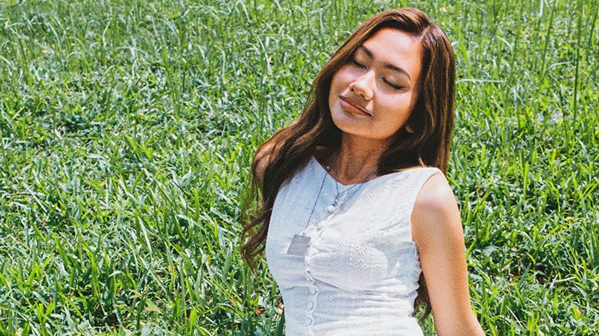 Berlirik Unik dan Apa Adanya, Marsha Lavinia Pikat Pendengar lewat <i>Bilangan Rindu</i>