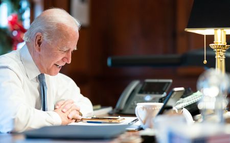 Joe Biden Siapkan Perintah Eksekutif Pencabutan Larangan Masuk Pendatang dari Negara Muslim