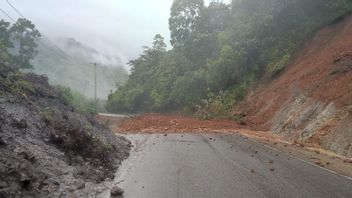 Access To Provincial Roads In Malalak Agam Total Breaks Due To Landslides