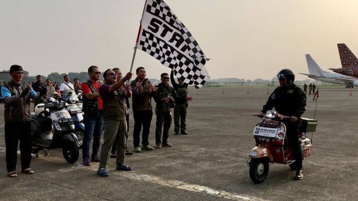 Indonesian Air Force Releases The Journey Of Yohanes Guests Riding An Electric Scooter To Italy