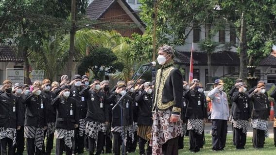 Jelang Akhir Jabatan, Bupati Batang: Atas Nama Pribadi dan Keluarga Saya Minta Maaf