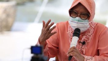 Mensos Risma Ungkap Ada Nama Aneh Penerima Bansos Seperti IT, THR, hingga NA70