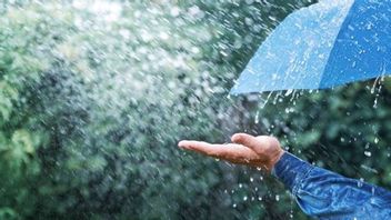 توقع هطول أمطار متطرفة في جاوة الوسطى في الفترة من 29 إلى 31 يناير ، BMKG حث على الانخفاض لمدة ساعة واحدة إضافية من الإخلاء الذاتي