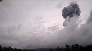 Mount Ibu Eruption Vomits Abu As High As 3,000 Meters