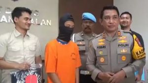 Jarang Bilang Sayang, Mahasiswa di Bangkalan Pukuli Pacarnya