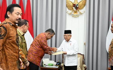 MPR Serahkan Undangan Pelantikan Prabowo-Gibran ke Wapres Ma'ruf Amin