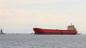 Kapal Tanker Minyak Aqua 1 Diserang di Perairan Qatar