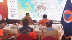 Hari Pertama Pimpin Penanganan Gempa Cianjur, Bupati Herman Anjurkan Warga Kembali ke Rumah