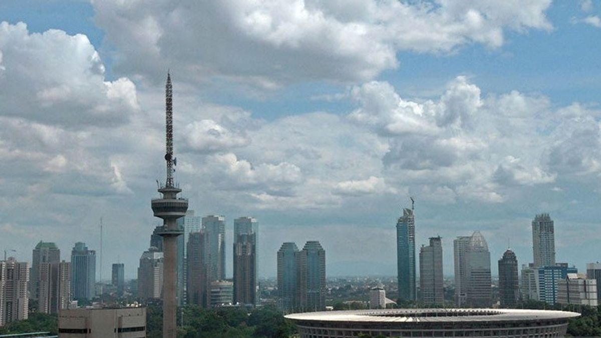 注意！这里是 BMKG 天气预报， 印度尼西亚主要城市阳光明媚多云， 夜间雅加达雨 Lho
