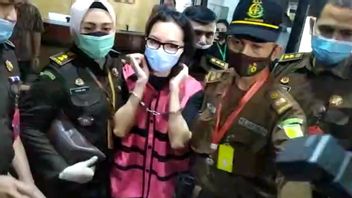 After 9 Hours of Examination, Pinangki Went Silent with Her Hands Cuffed