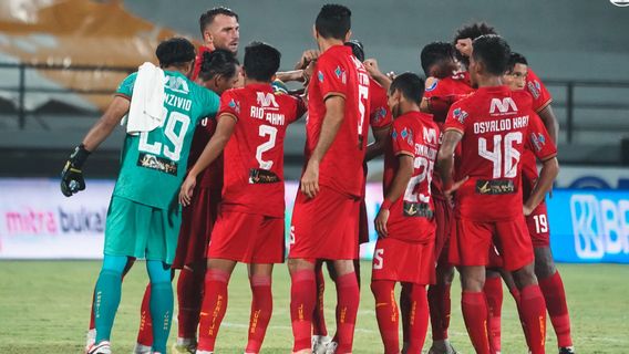 عدد غير كاف من اللاعبين بسبب COVID-19 ستينغ، Persija Vs مادورا يونايتد مباراة مؤجلة