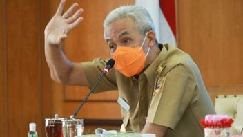Workers Support Ganjar Pranowo Facing Apindo Central Java Which Sues UMP Increase