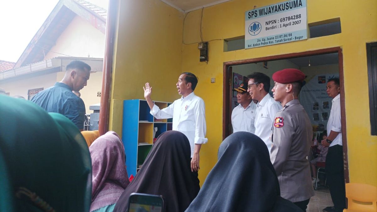 Tuesday Morning, Jokowi Reviewed Stunting Handling At Posyandu, Bogor City