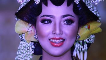 ピンチタンとは何かを知る:結婚前のジャワ女性のための伝統